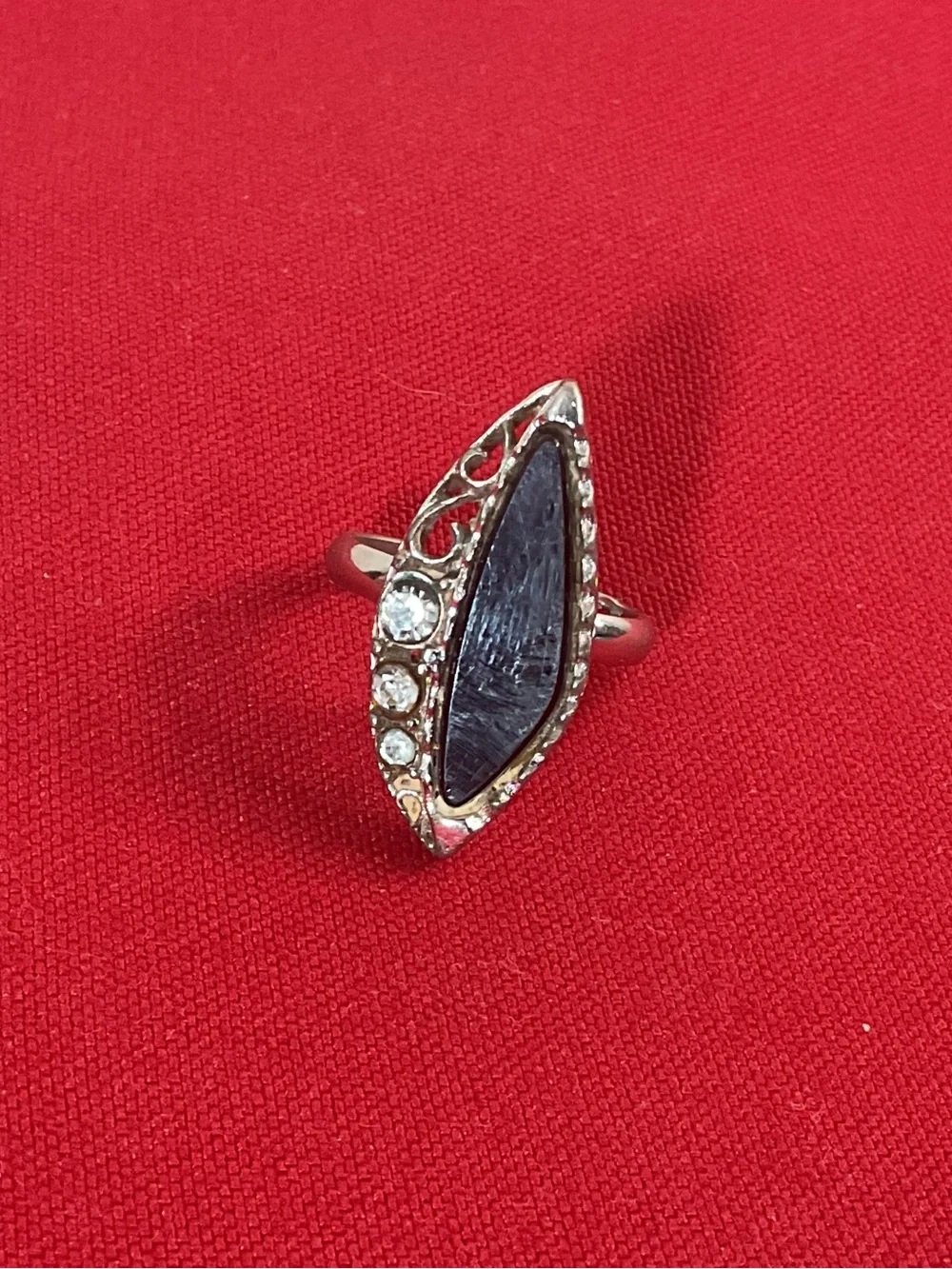 Vintage Emmons Black Marquise Cabochon Rhinestone Adjustable Ring Silver Tone Co